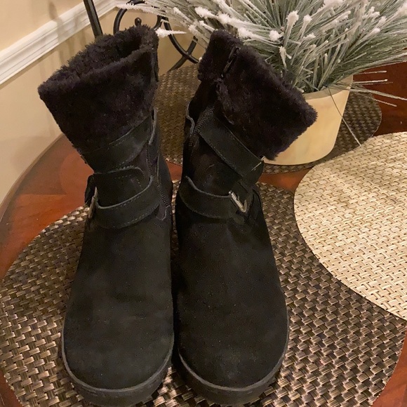Cozy warm black Bare Trap Booties size 9 - Picture 3 of 4